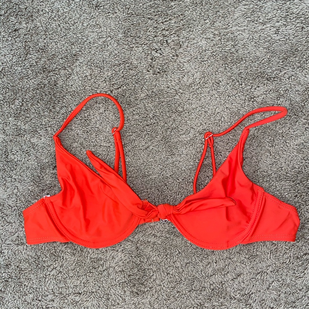 Underwire bikini top